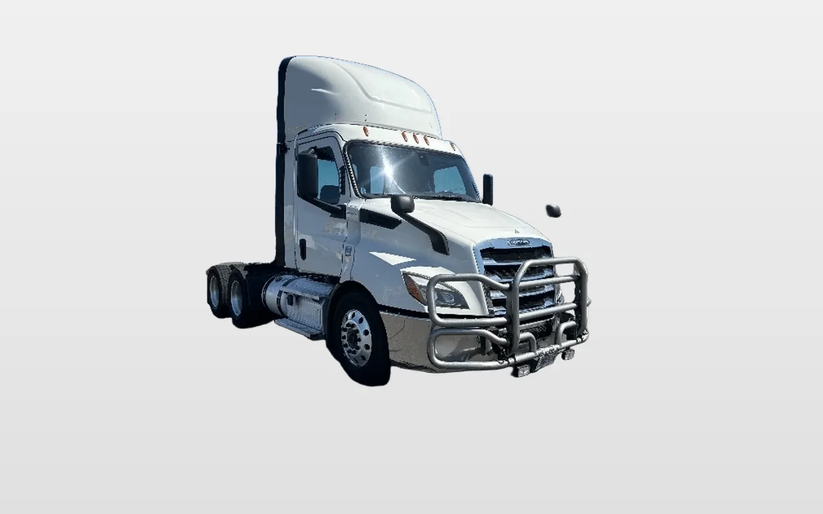2019 Freightliner - image 1