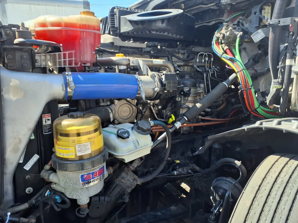 2020 Freightliner Cascadia in Newark, NJ — photo 13