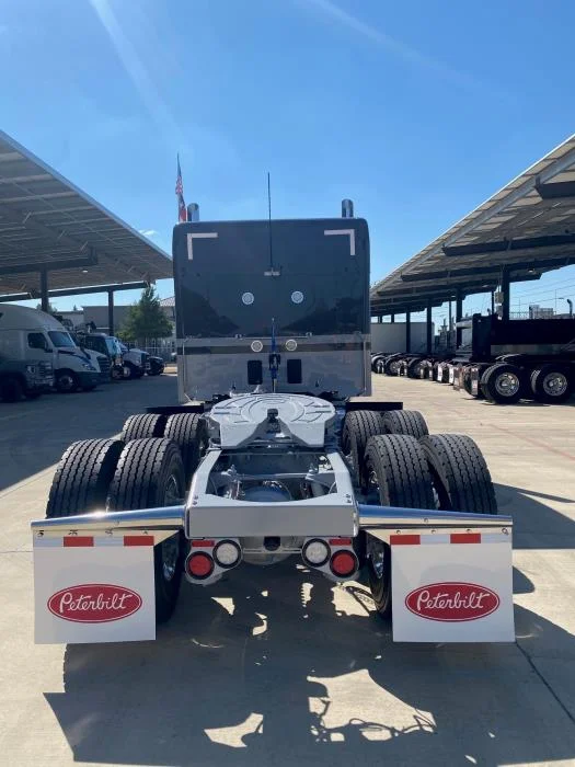 2026 Peterbilt 589 - image 6