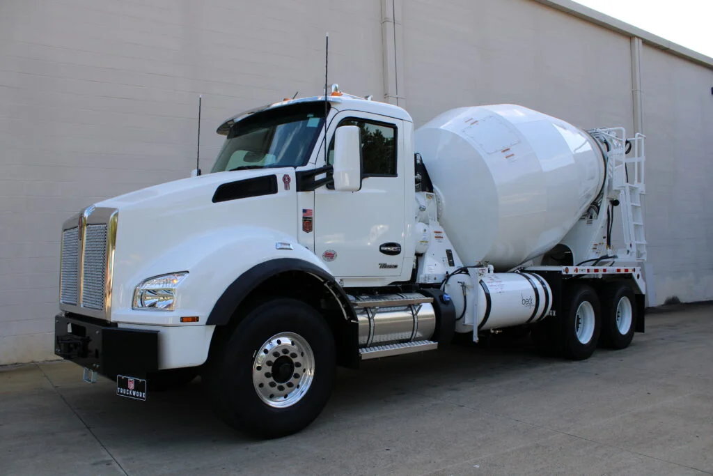 2026 Kenworth in Birmingham, AL — photo 2