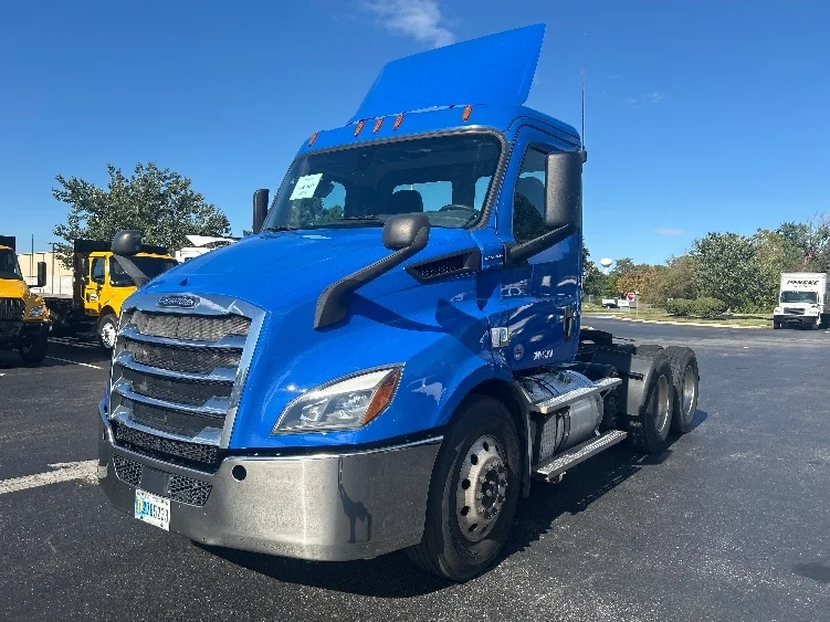 2019 Freightliner Cascadia in Swedesboro, NJ — photo 3