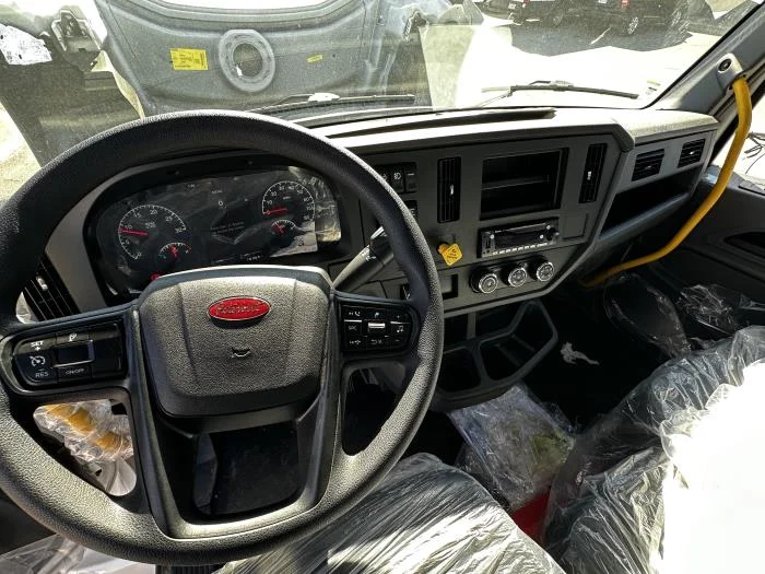 2025 Peterbilt 536 - image 14