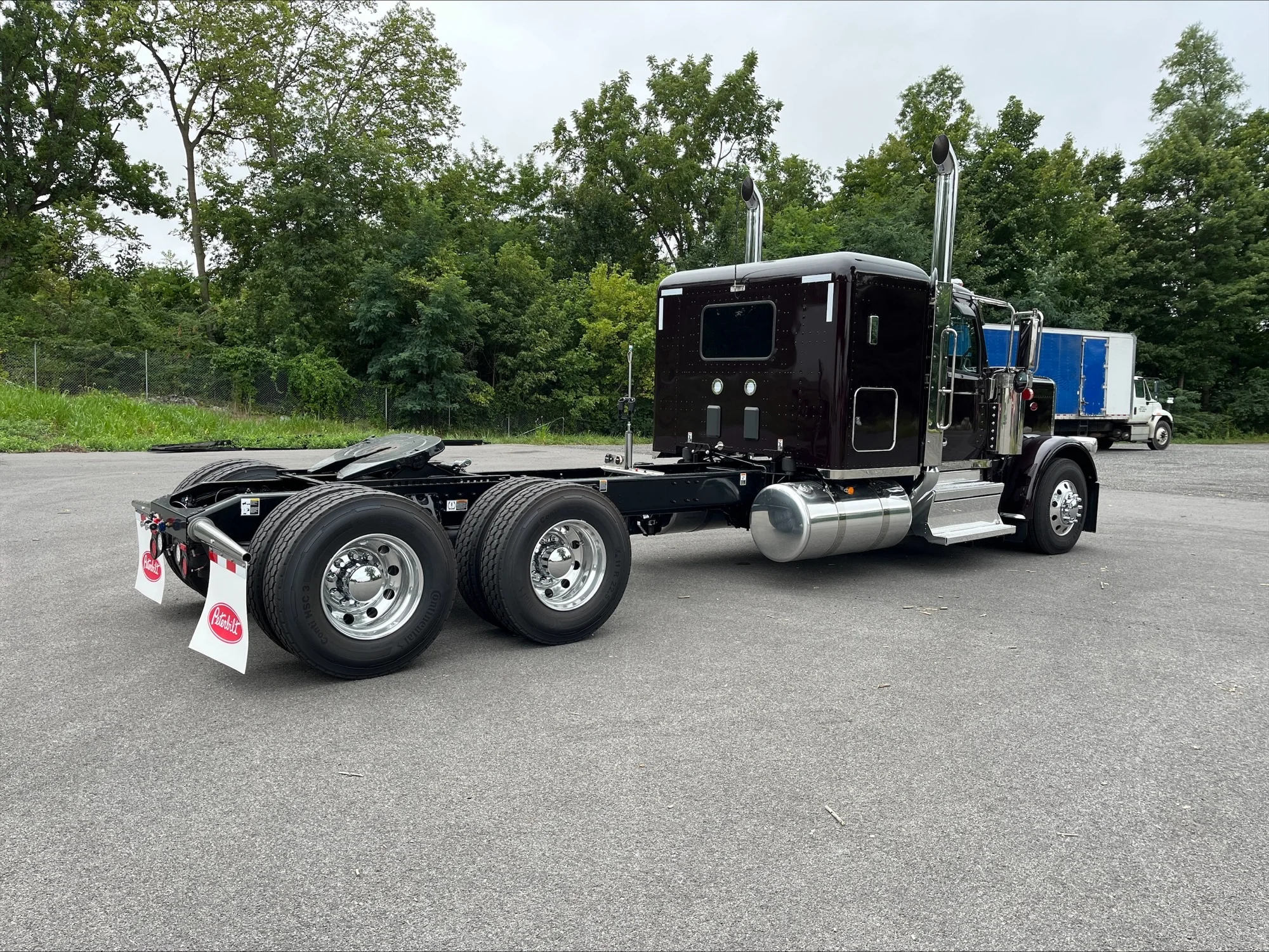 2026 Peterbilt 589 in Hagerstown, MD — photo 3