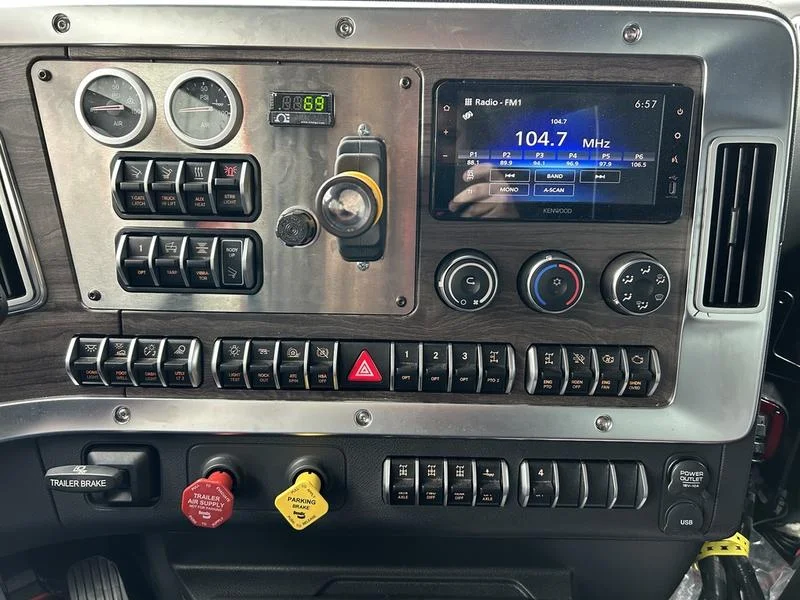 2025 Western Star 49X - image 14