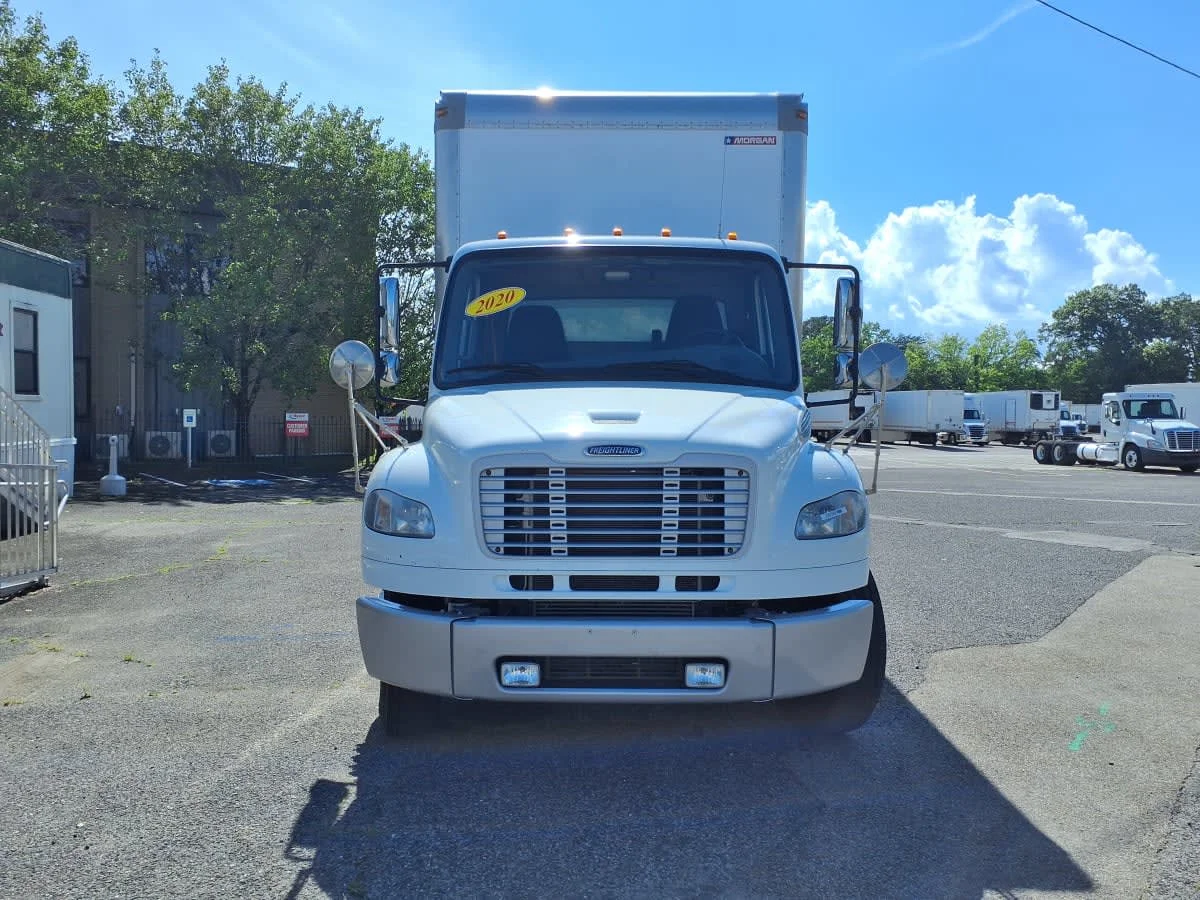 2020 Freightliner M2 106 in Knoxville, TN — photo 2