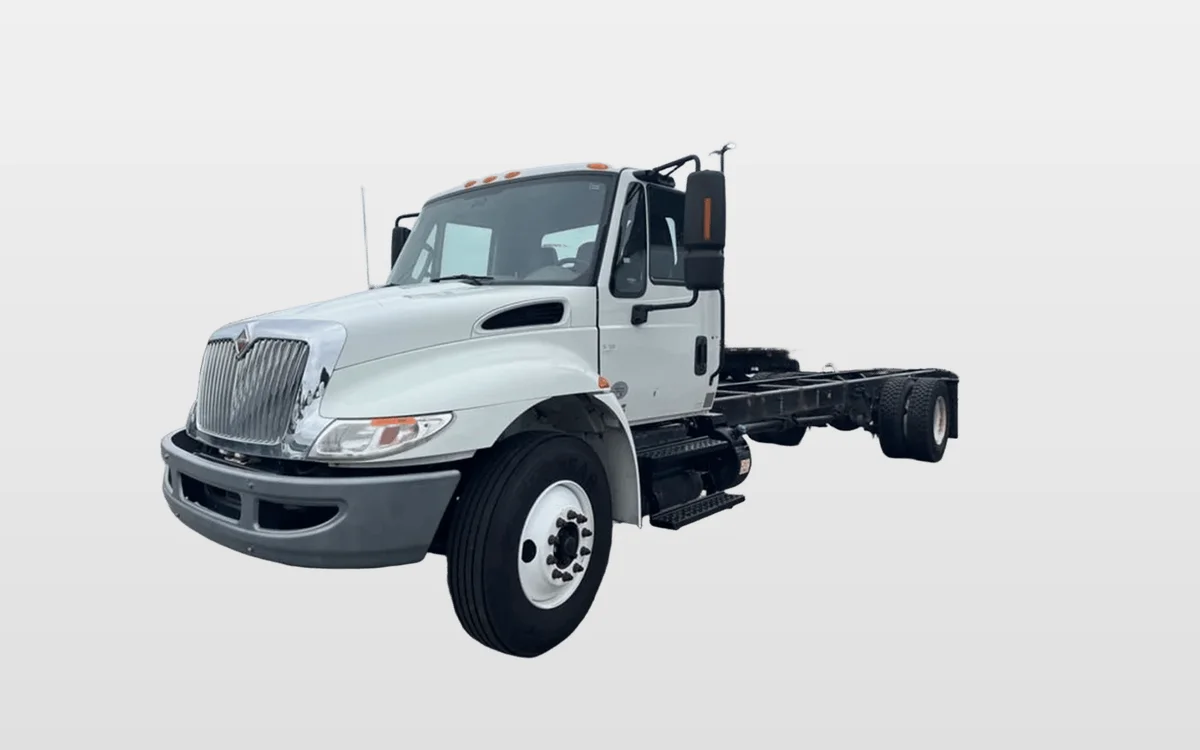 2019 International 4300 - image 1