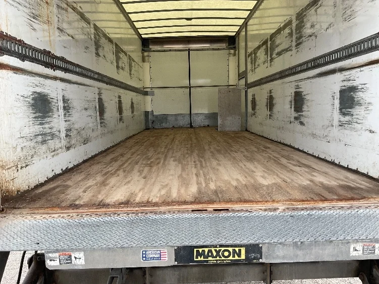 2020 Freightliner M2 106 - image 10