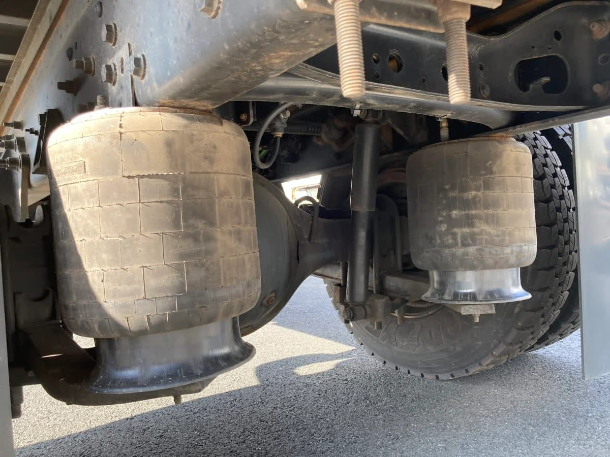 2021 International MV - image 8