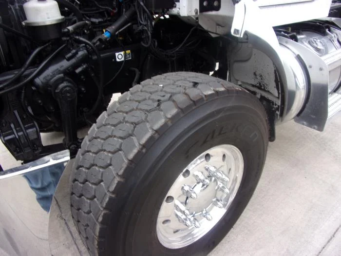 2019 Peterbilt 348 - image 11