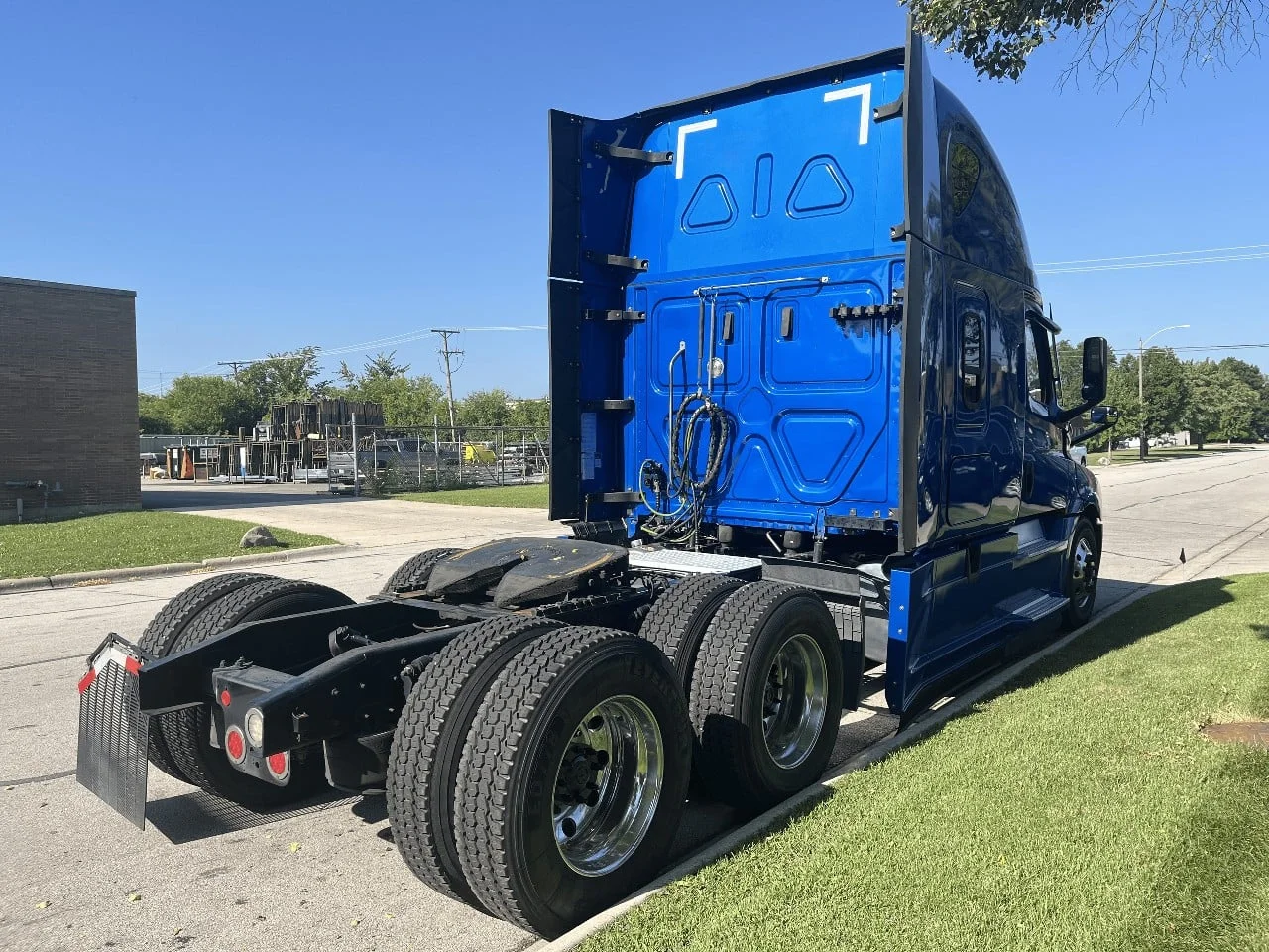 2022 Freightliner Cascadia in York Street Elmhurst, IL — photo 8