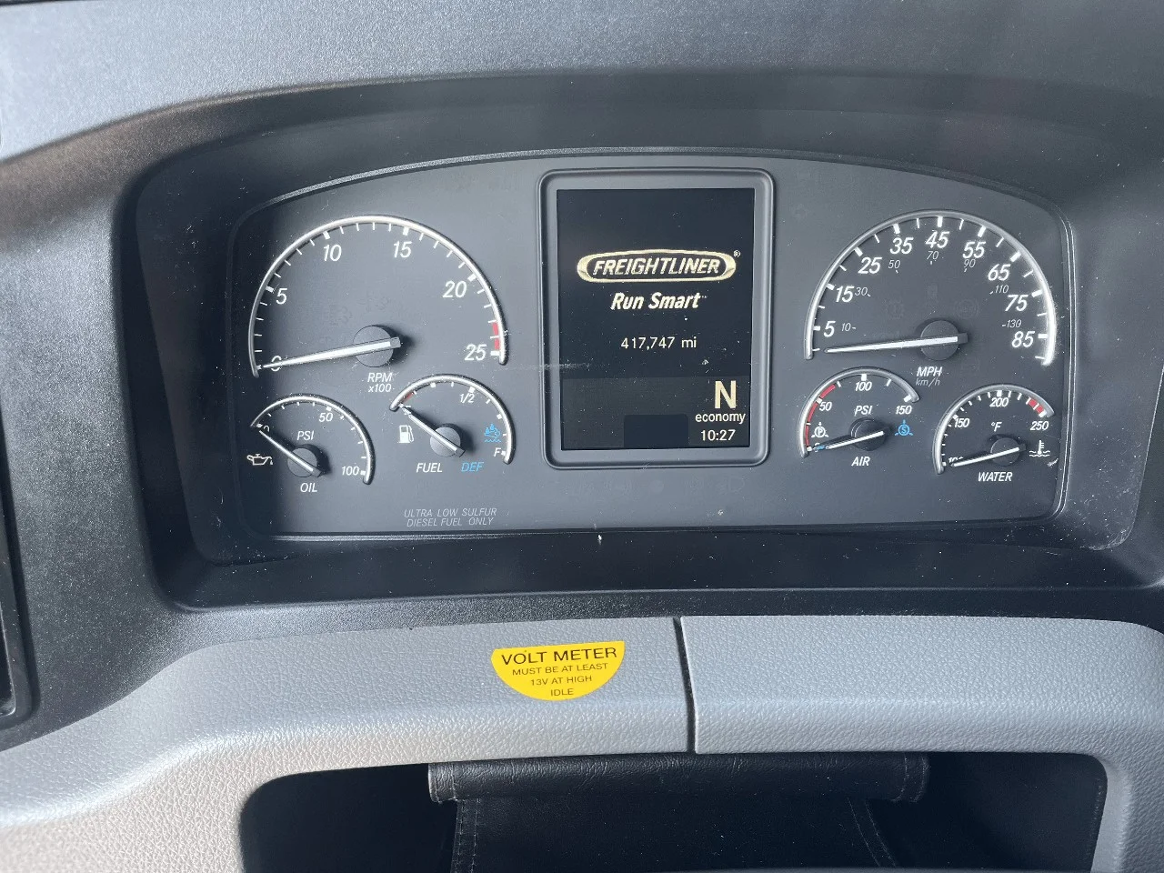 2022 Freightliner Cascadia in York Street Elmhurst, IL — photo 9