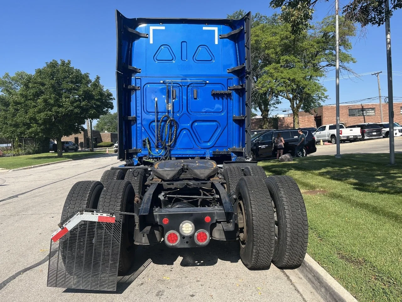 2022 Freightliner Cascadia in York Street Elmhurst, IL — photo 3