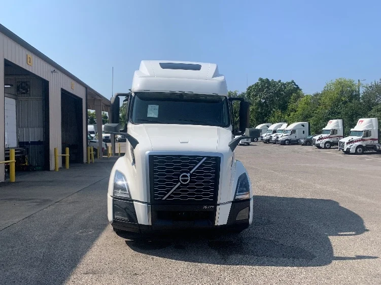 2024 Volvo in Nashville, TN — photo 2