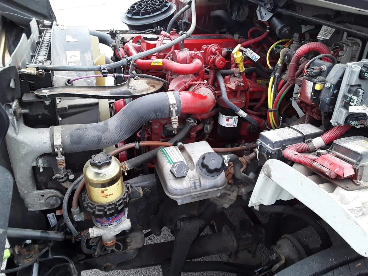 2019 Freightliner M2 106 - image 9