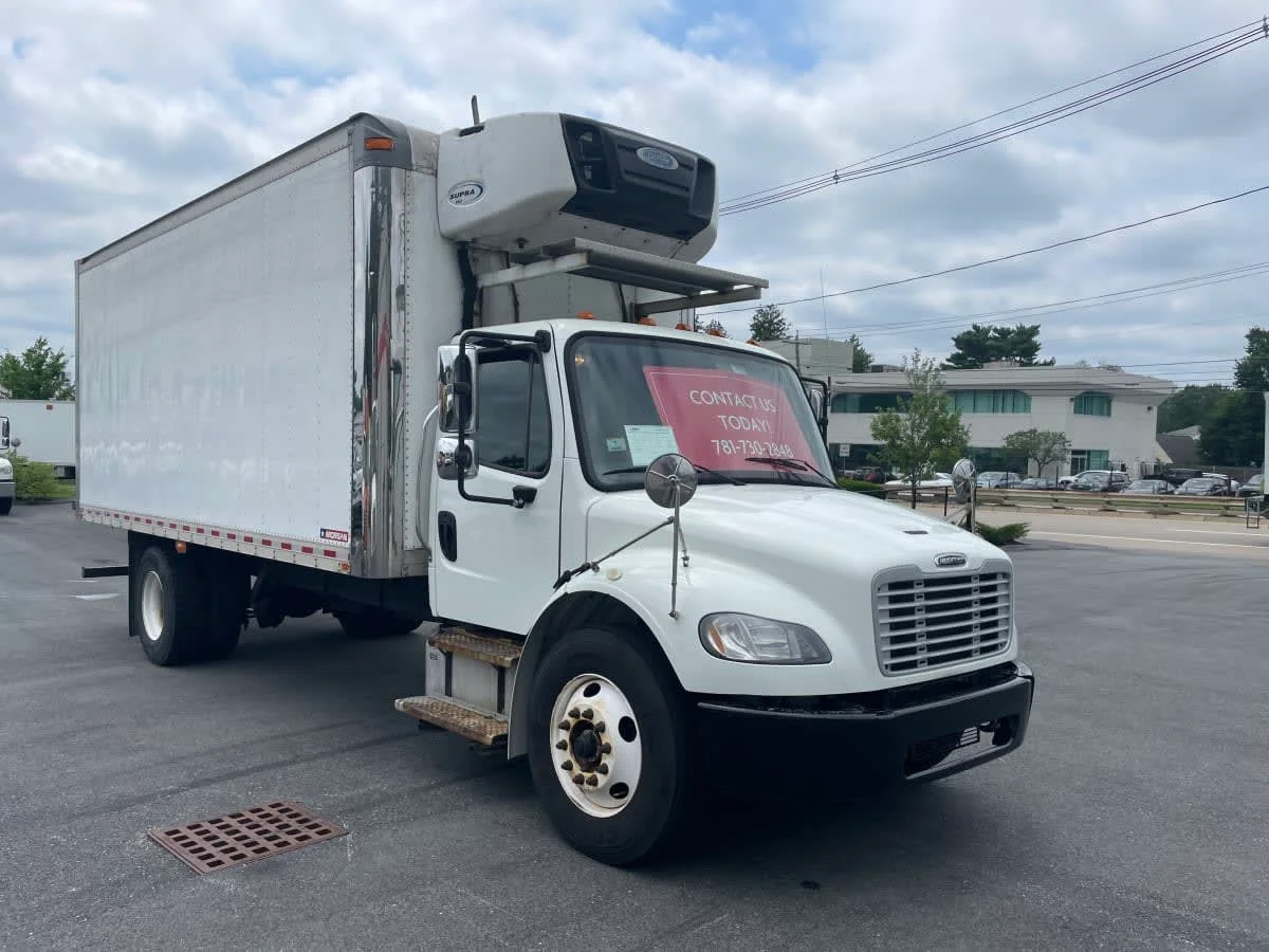 2020 Freightliner M2 106 in Norwood, MA — photo 3