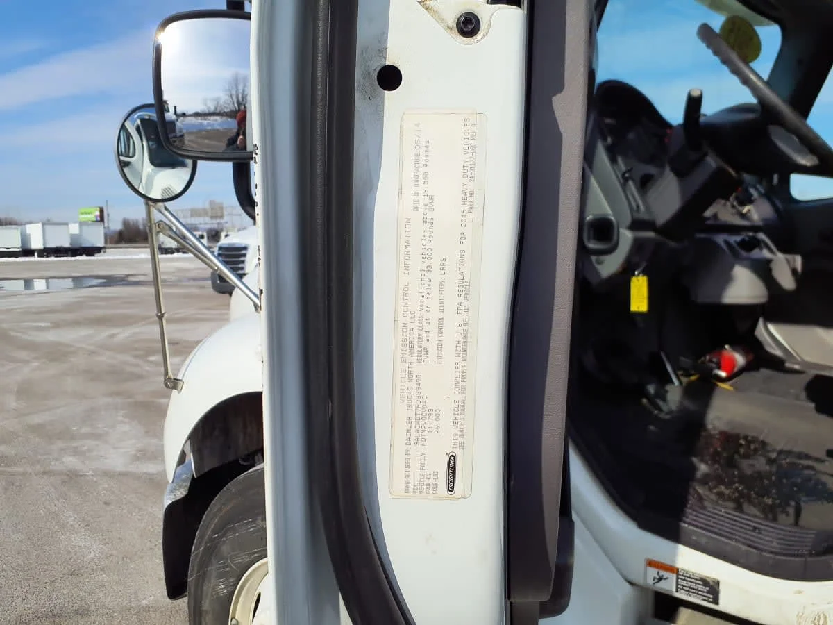 2015 Freightliner M2 106 in Clarksville, IN — photo 13