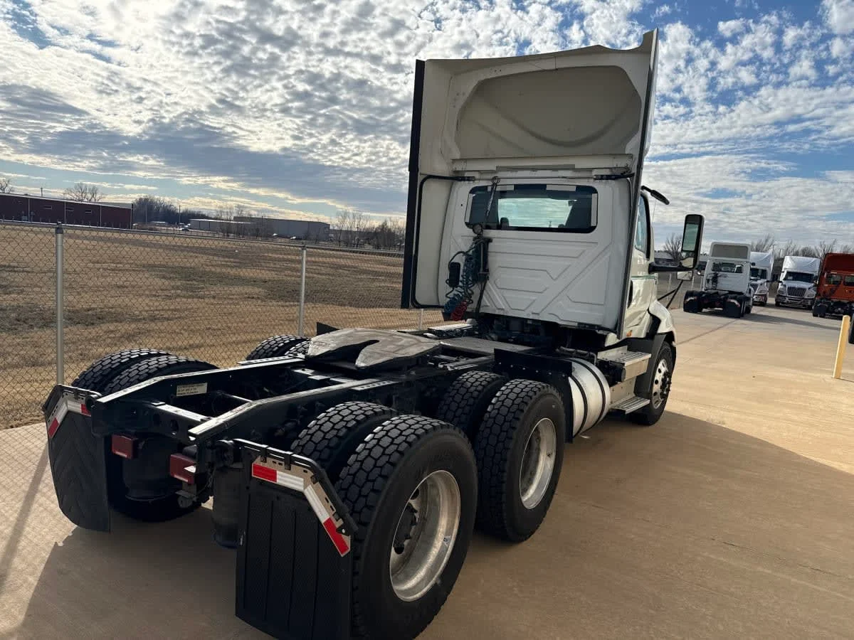 2020 International RH - image 4