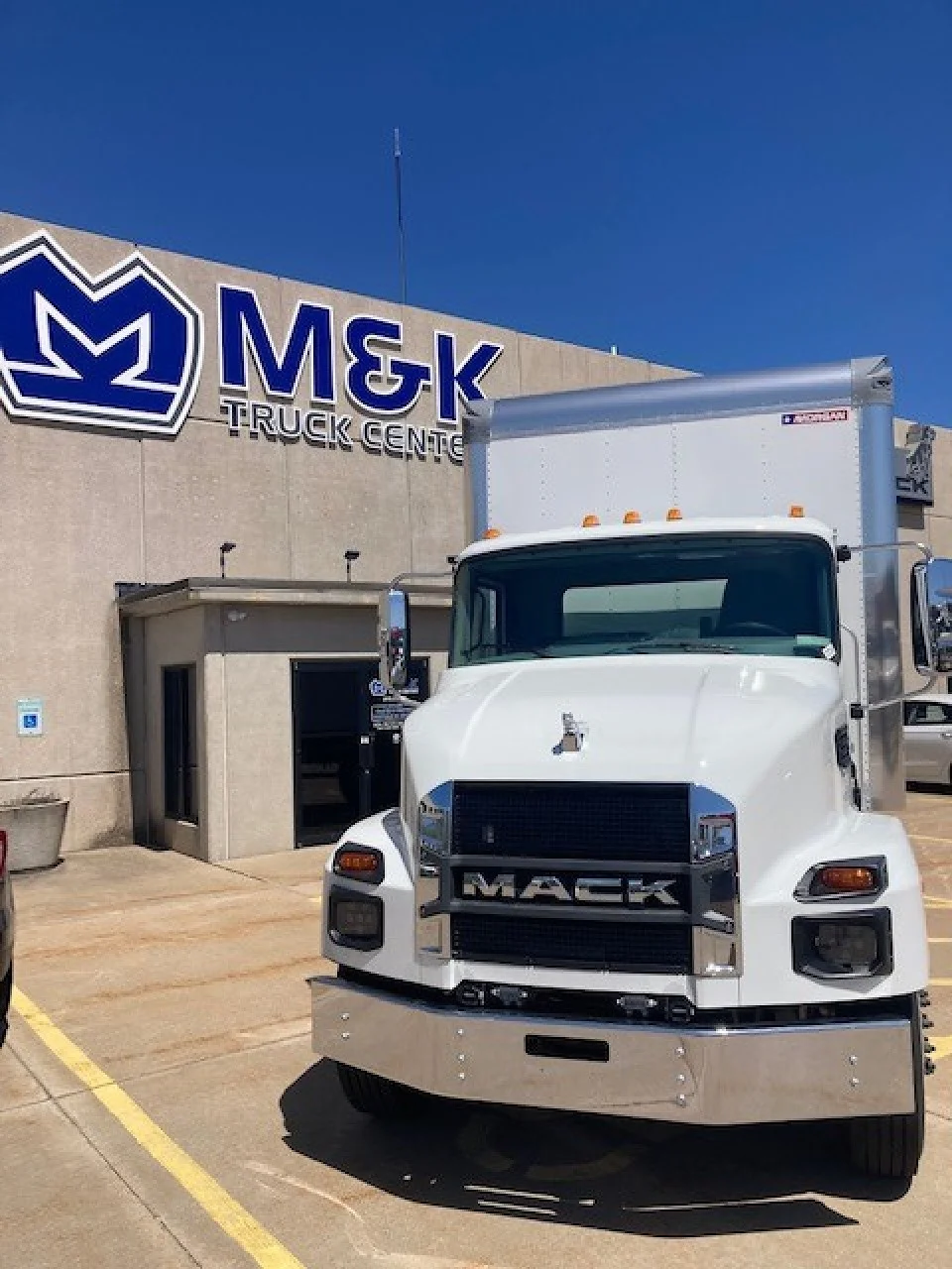 2025 Mack MD in West Newton, PA — photo 2