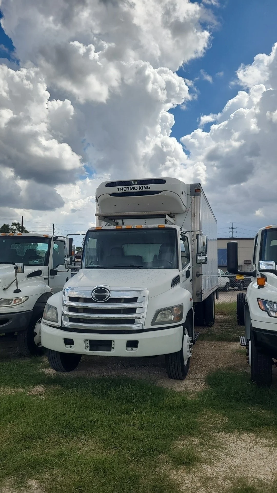 2018 Hino 268 in HOUSTON, TX