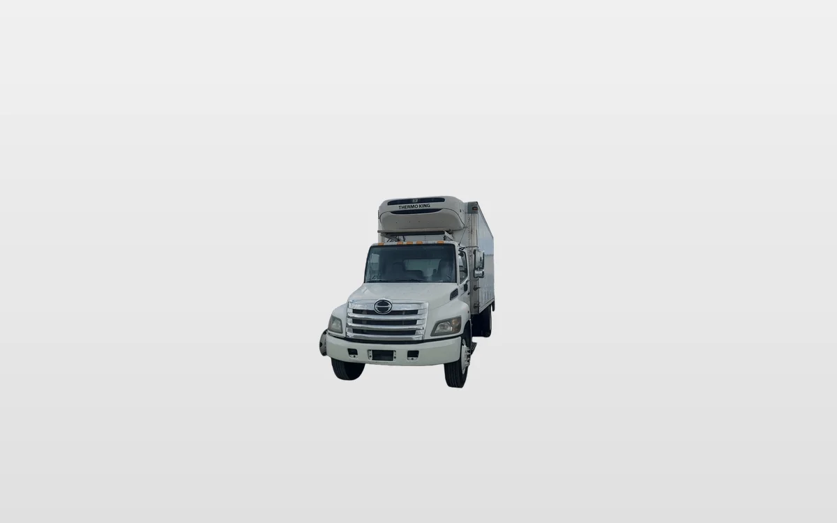 2018 Hino 268 - image 1