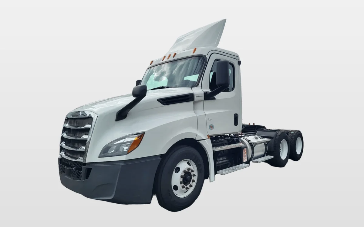 2018 Freightliner - image 1