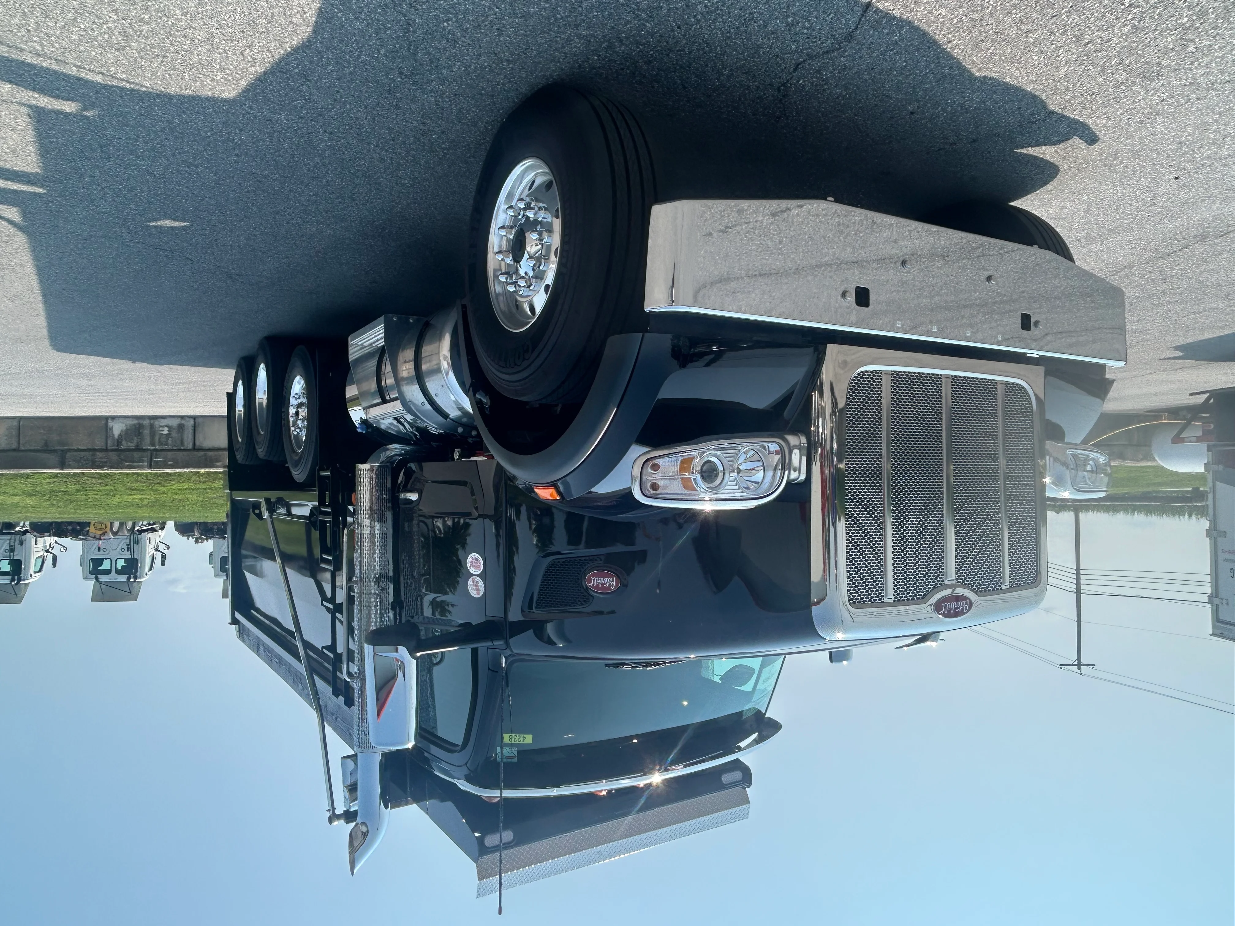 2027 Peterbilt 567