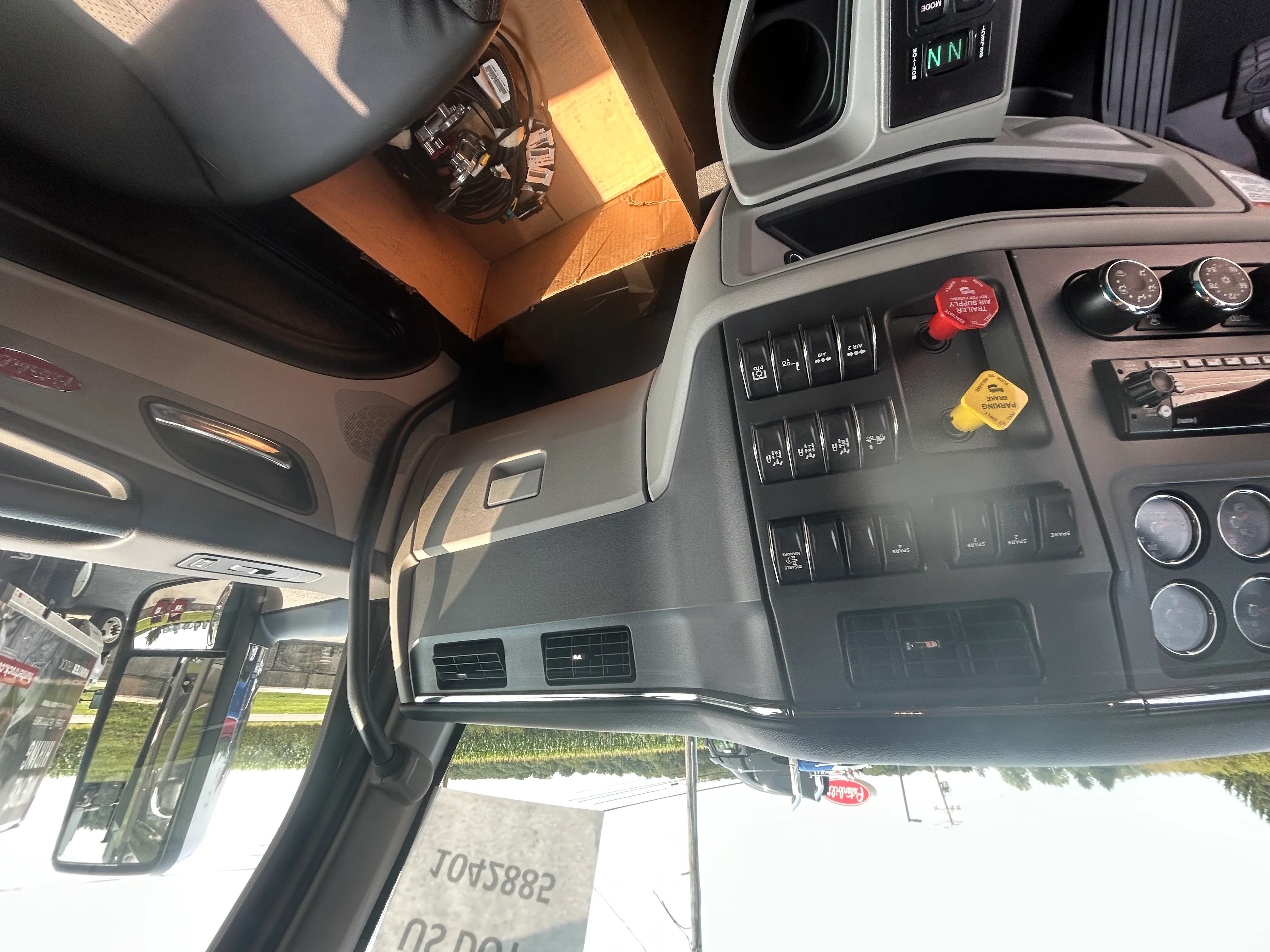 2027 Peterbilt 567 in Allentown, PA — photo 11