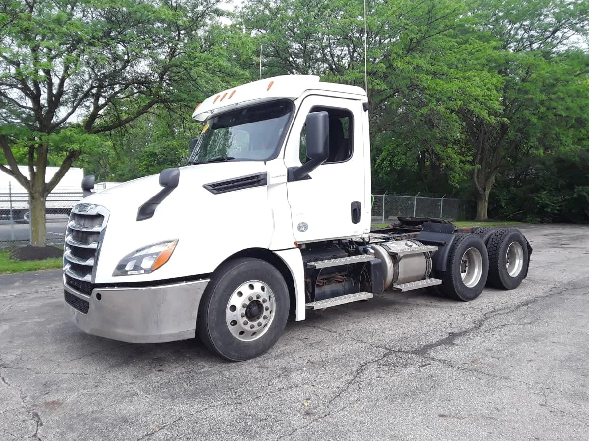 2020 Freightliner Cascadia in Hilliard, OH