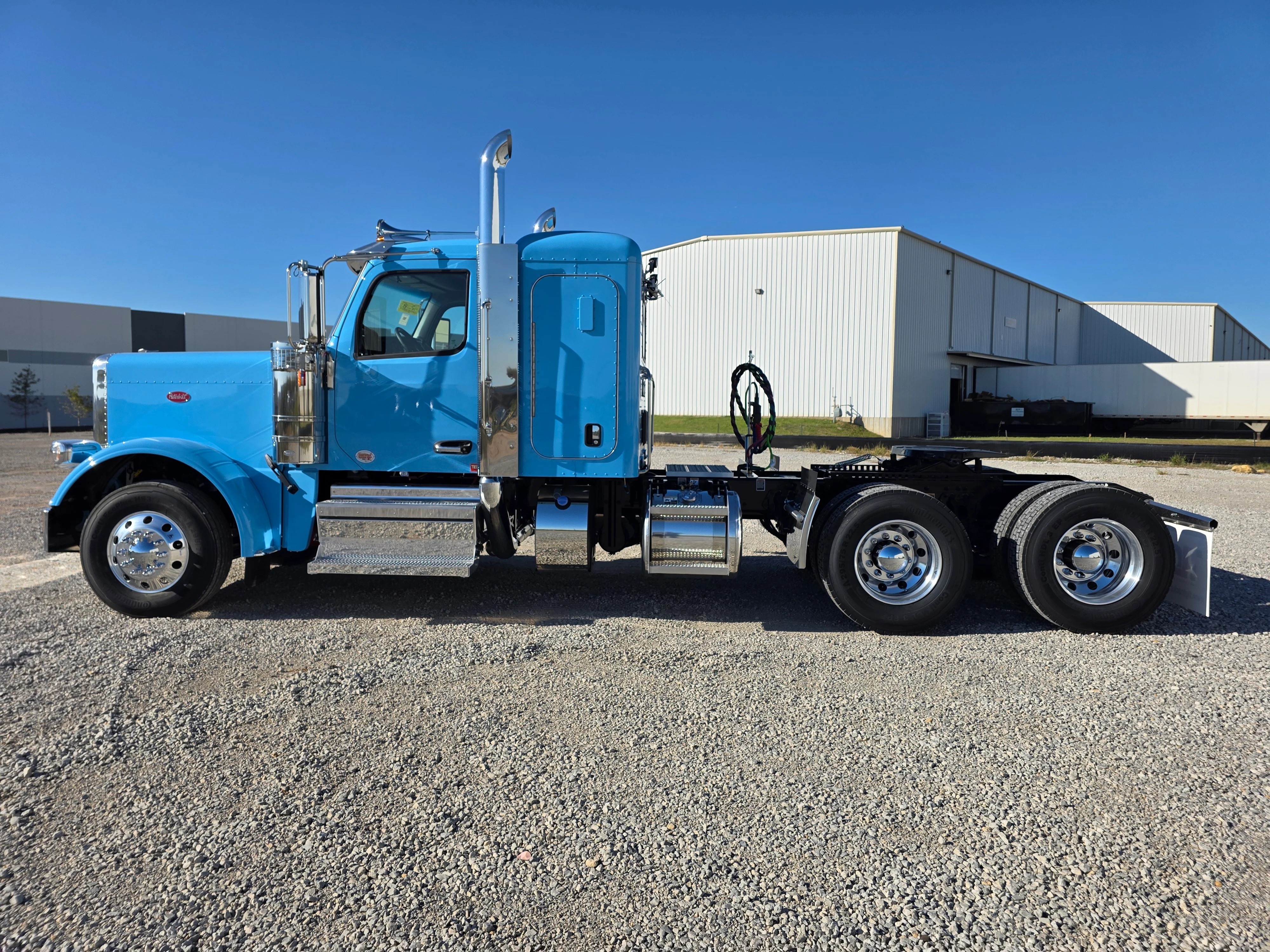 2026 Peterbilt 589 in Charlotte, NC — photo 2