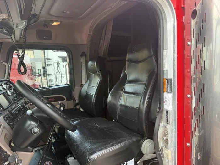 2022 Peterbilt 389 - image 16