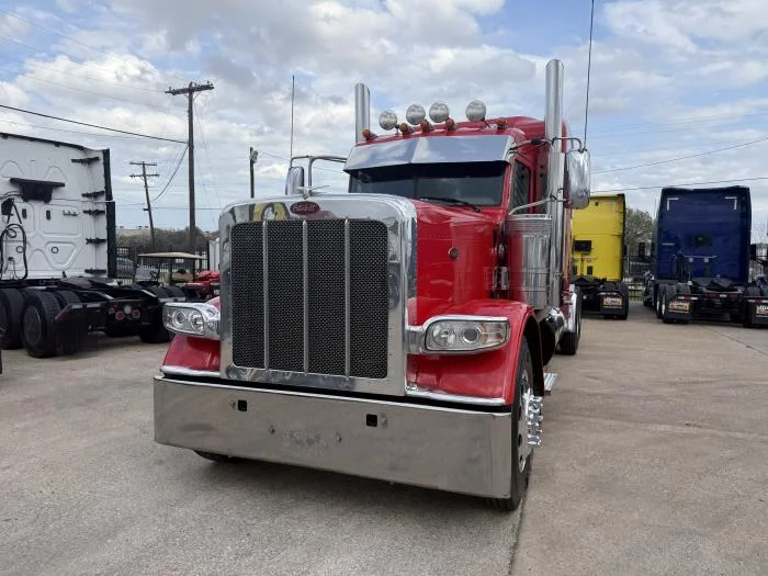 2022 Peterbilt 389 - image 20