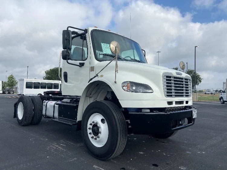 2019 Freightliner eM2