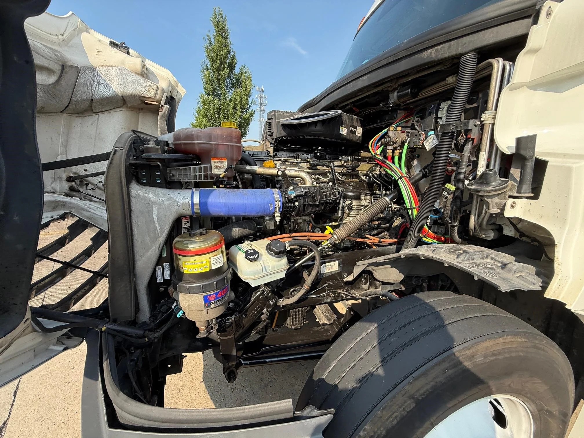 2022 Freightliner Cascadia in Midlantic, NJ — photo 19