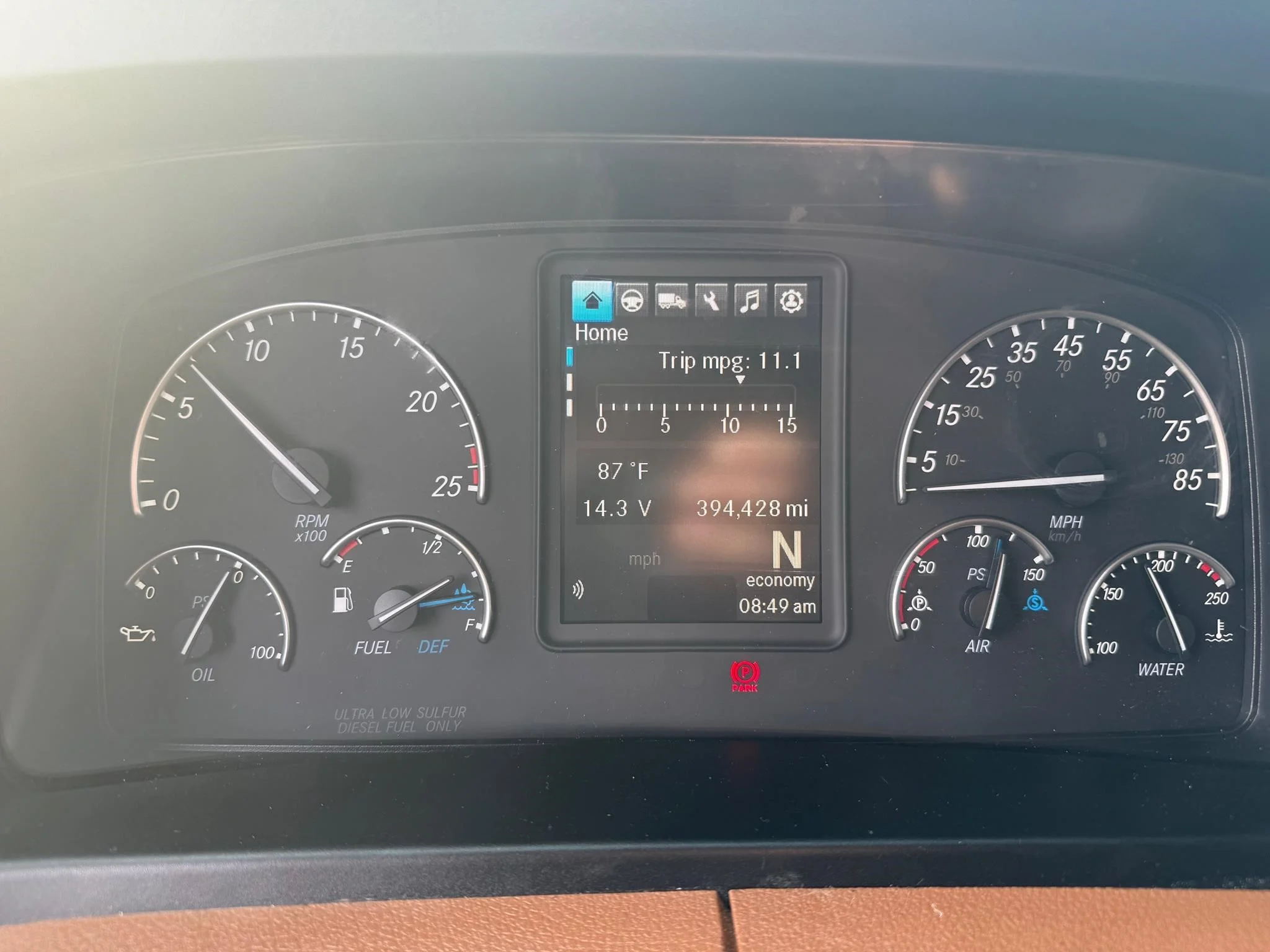 2022 Freightliner Cascadia in Midlantic, NJ — photo 7