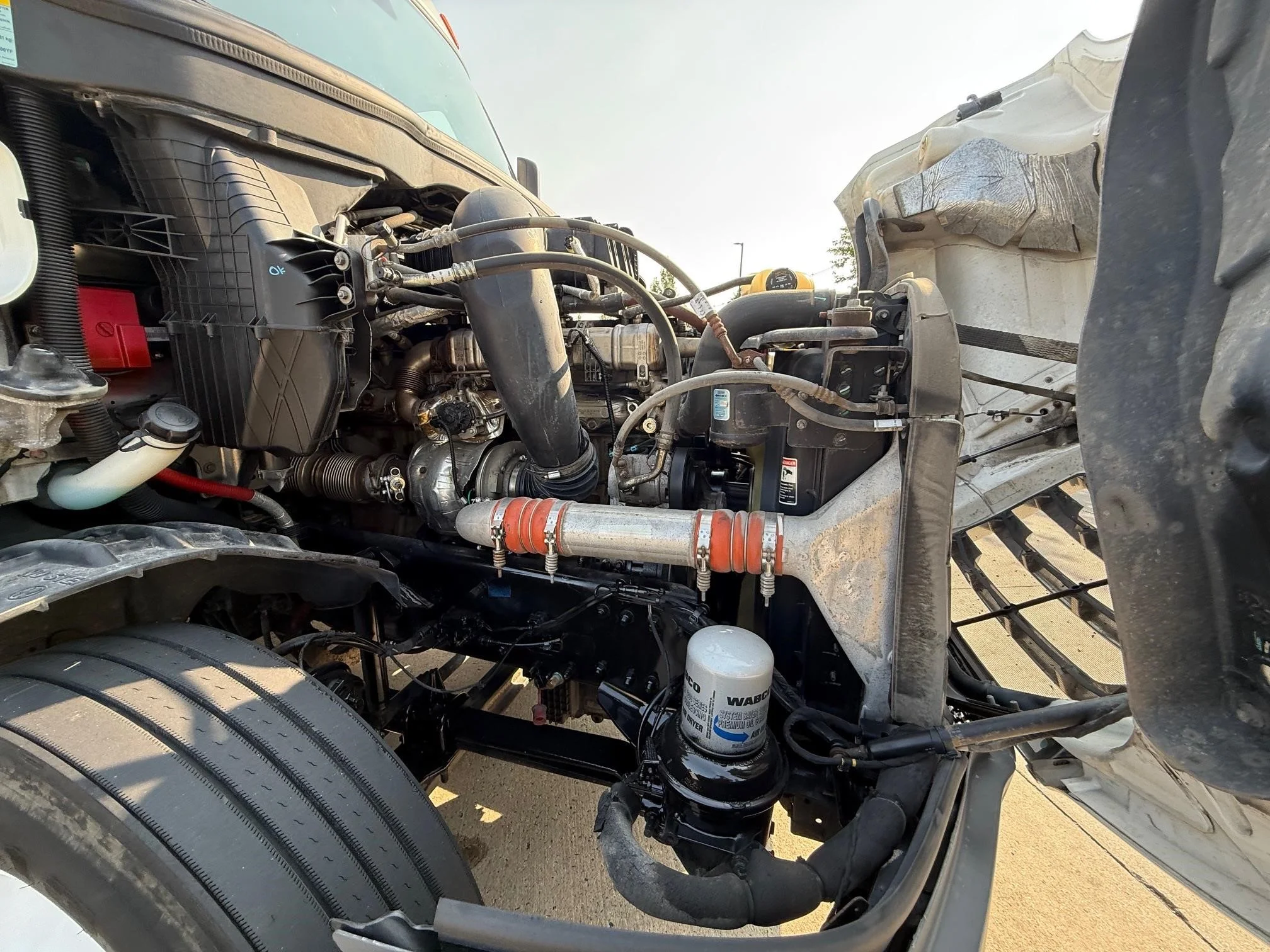 2022 Freightliner Cascadia in Midlantic, NJ — photo 18