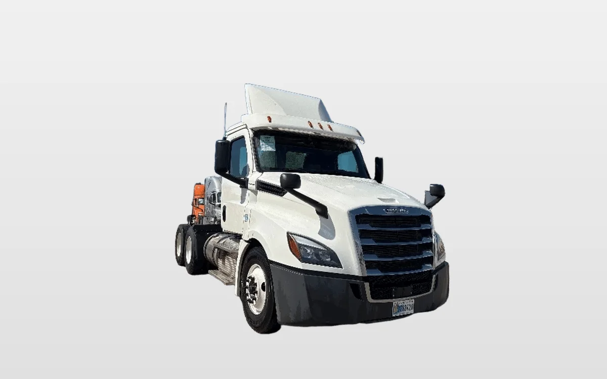 2019 Freightliner - image 1