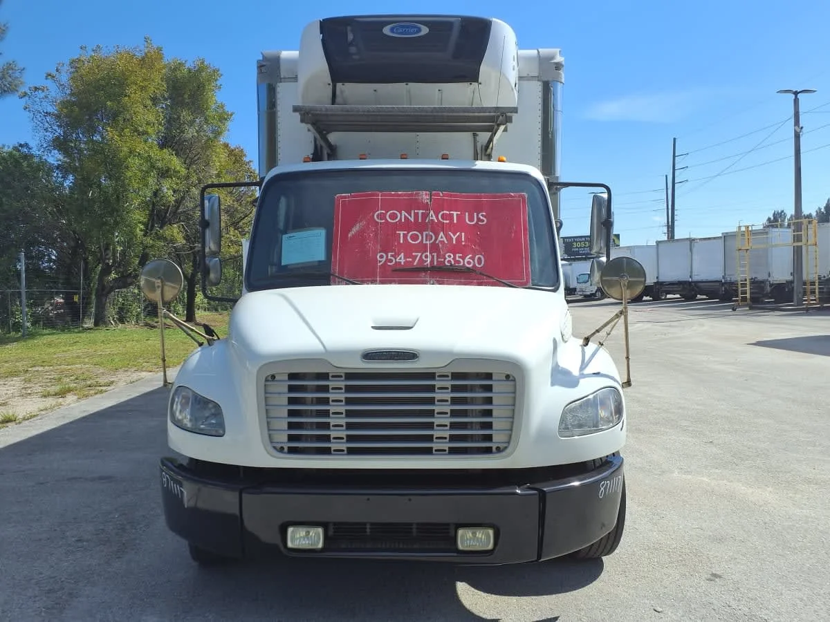 2019 Freightliner M2 106 in Davie, FL — photo 2