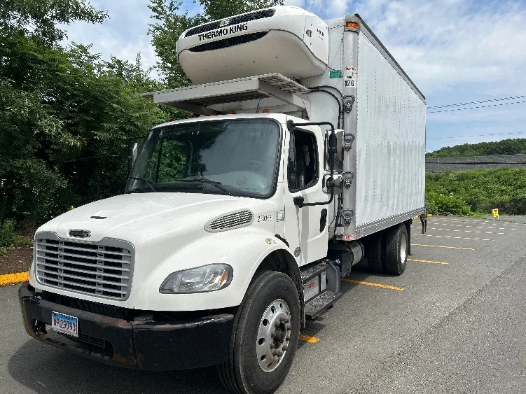 2019 Freightliner eM2 in Montgomery, NY — photo 3