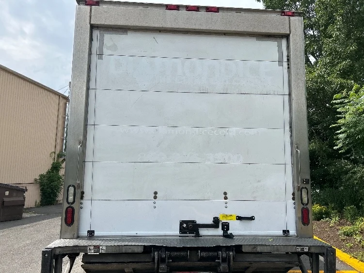 2019 Freightliner eM2 in Montgomery, NY — photo 7