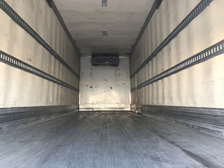 2019 Freightliner M2 106 in Anaheim, CA — photo 8