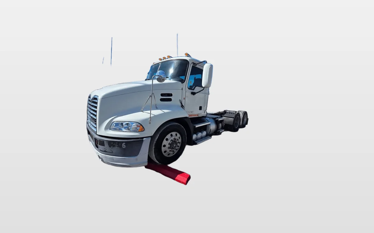 2014 Mack Pinnacle - image 1