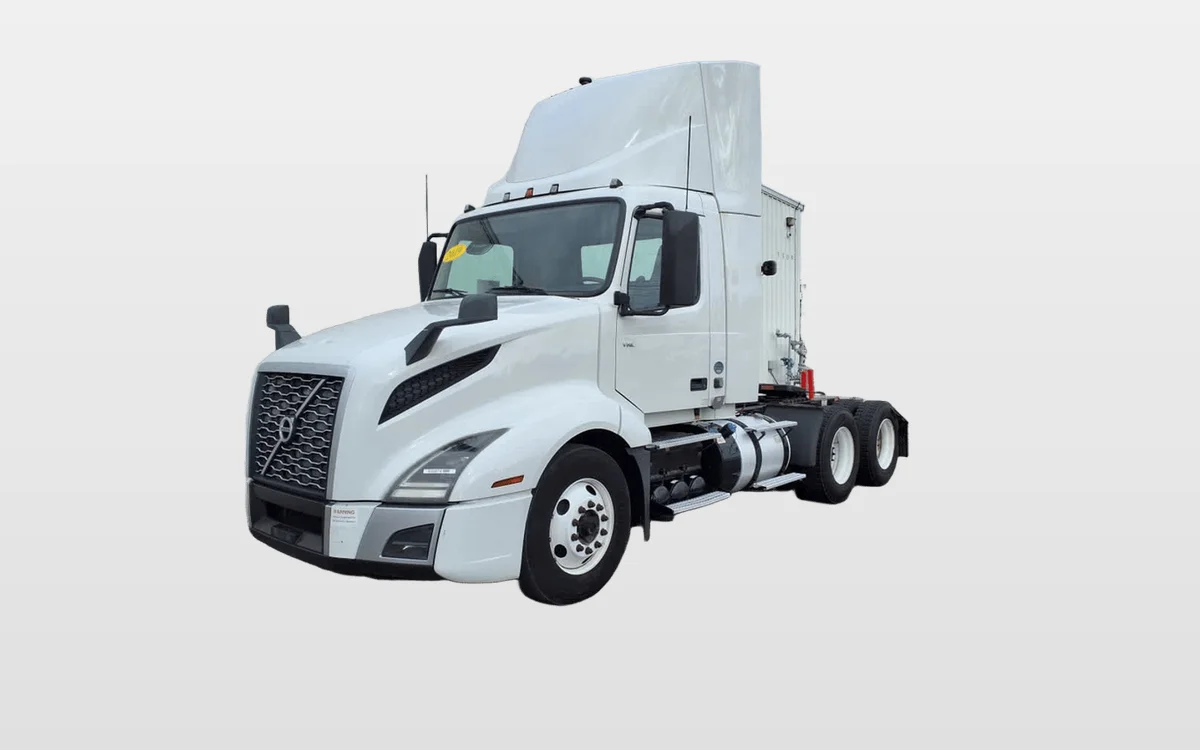 2019 Volvo - image 1