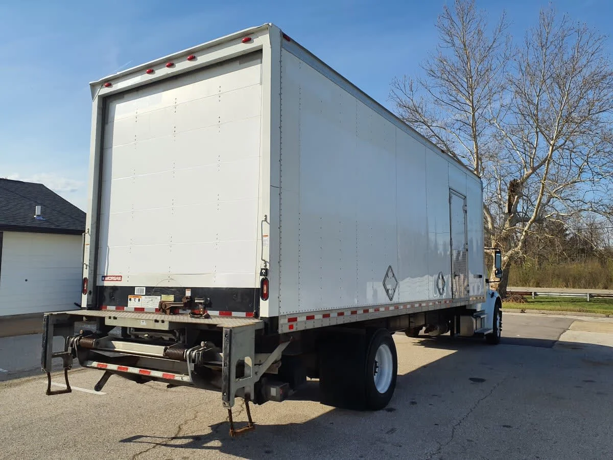 2019 Freightliner M2 106 in O'fallon, MO — photo 4