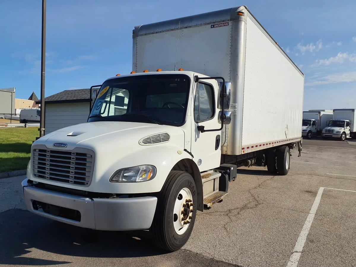 2019 Freightliner M2 106