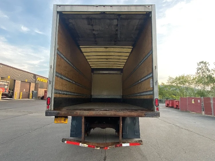 2021 Freightliner eM2 in Binghamton, NY — photo 8
