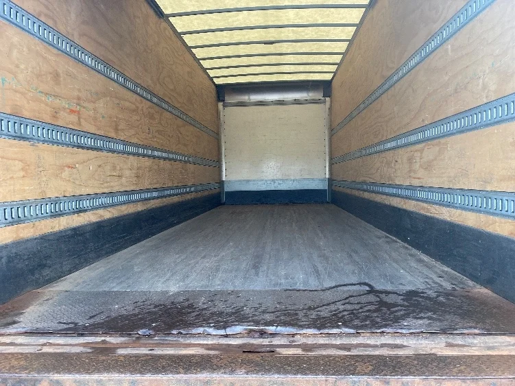 2021 Freightliner eM2 in Binghamton, NY — photo 10