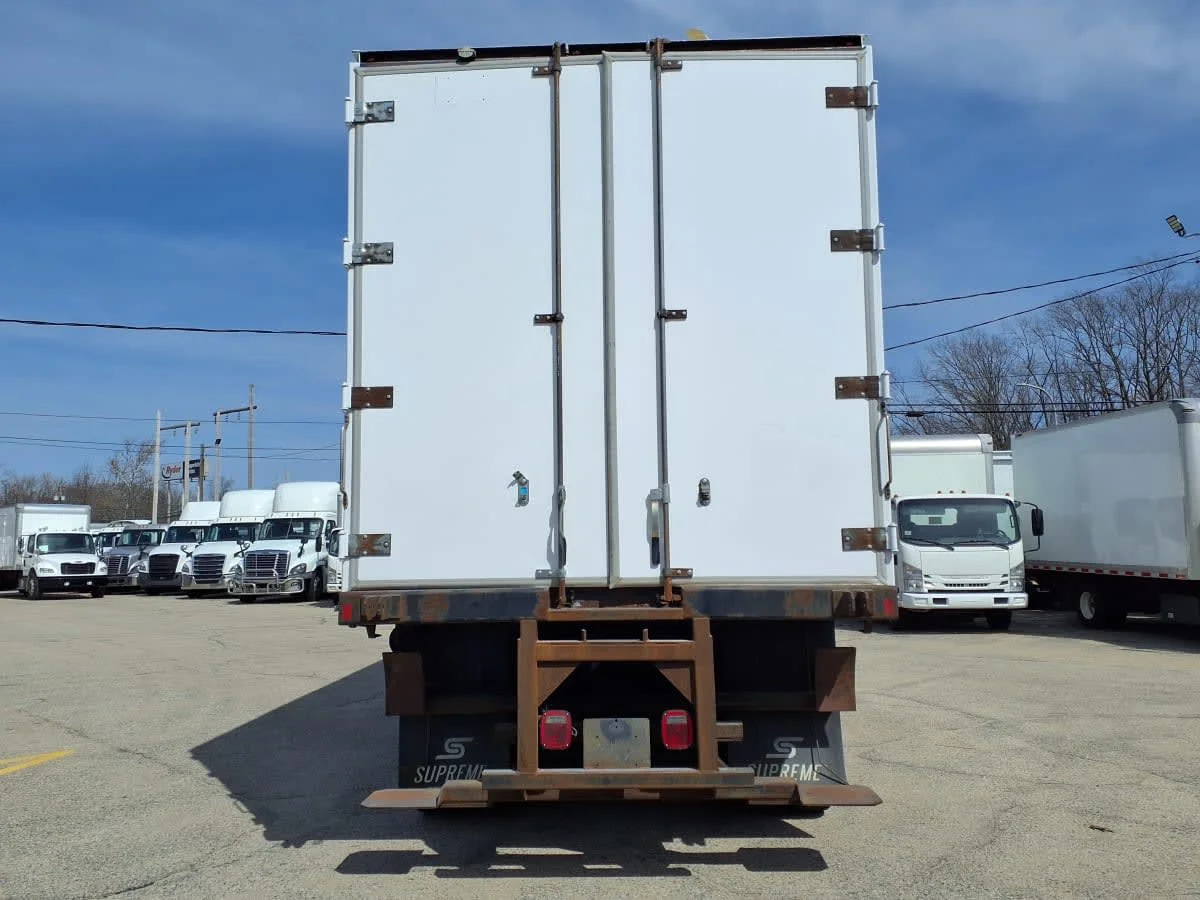 2020 Freightliner M2 106 - image 5