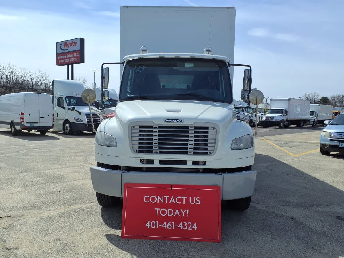 2020 Freightliner M2 106 in Warwick, RI — photo 2