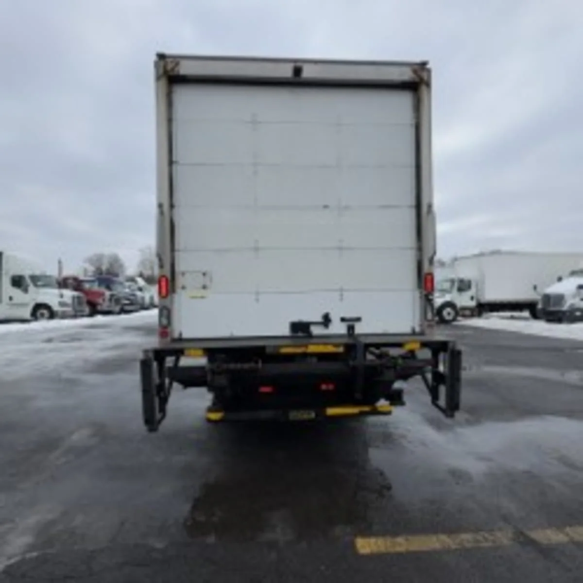 2019 International 4300 in Syracuse, NY — photo 5