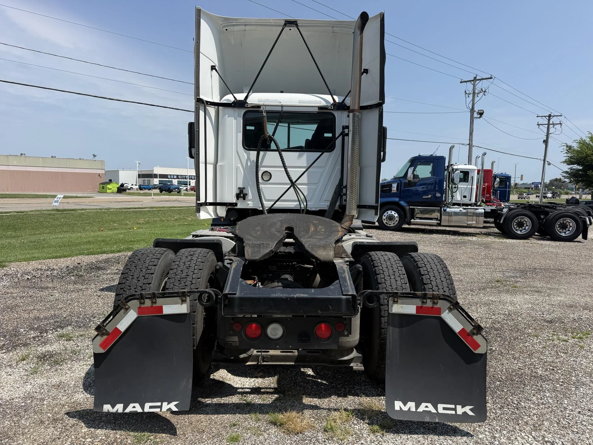 2020 Mack Anthem in Quincy, IL — photo 6